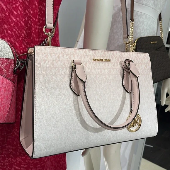 MICHAEL KORS Sheila Md Ombré Signature Logo Satchel Crossbody Bag
Powder Blush - Picture 13 of 16